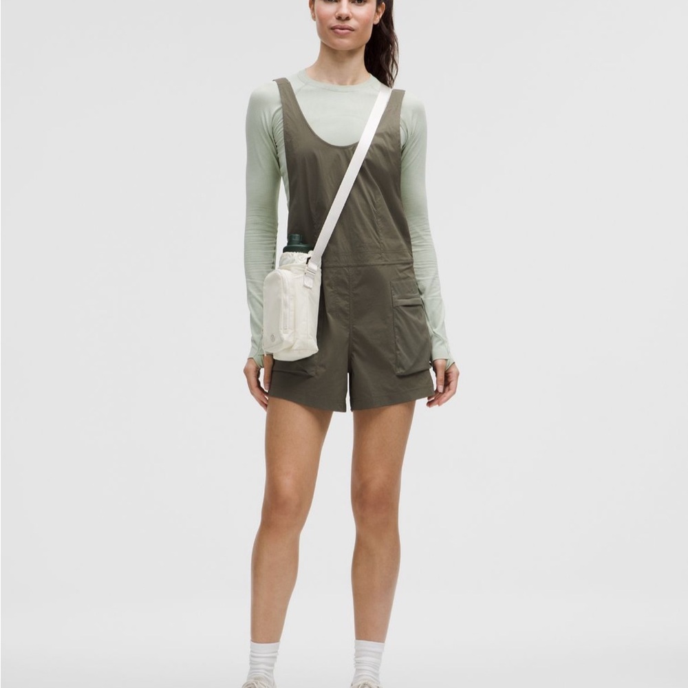 Lululemon glyde cargo hiking romper